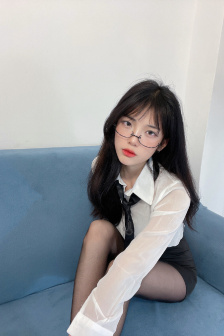 囚禁少女电影免费播放